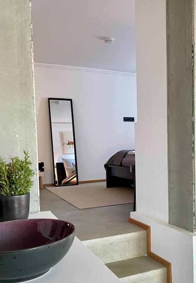 Tolle Ferienwohnung Le Gira Mit Eigenem Garten Costanza Esterno foto