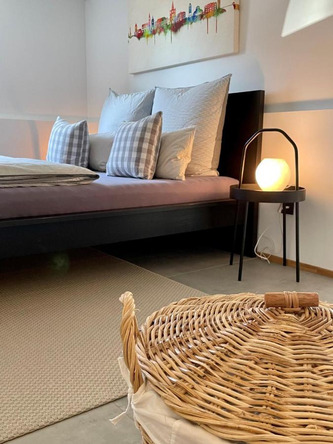 Tolle Ferienwohnung Le Gira Mit Eigenem Garten Costanza Esterno foto