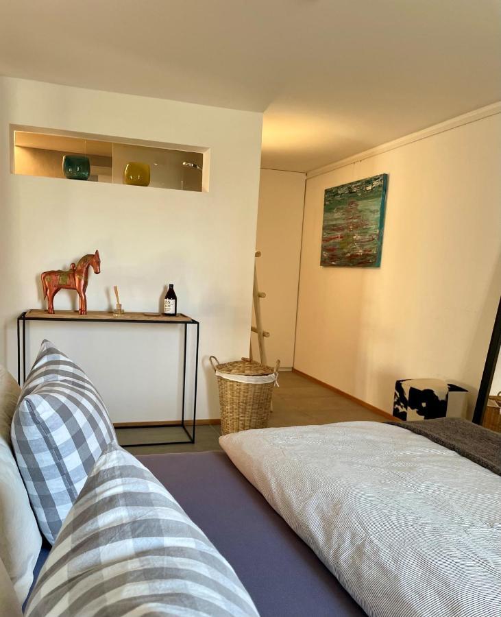 Tolle Ferienwohnung Le Gira Mit Eigenem Garten Costanza Esterno foto