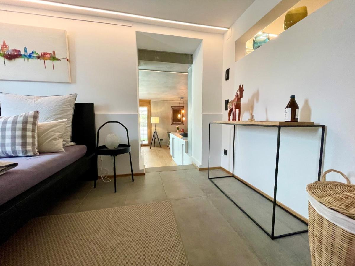 Tolle Ferienwohnung Le Gira Mit Eigenem Garten Costanza Esterno foto
